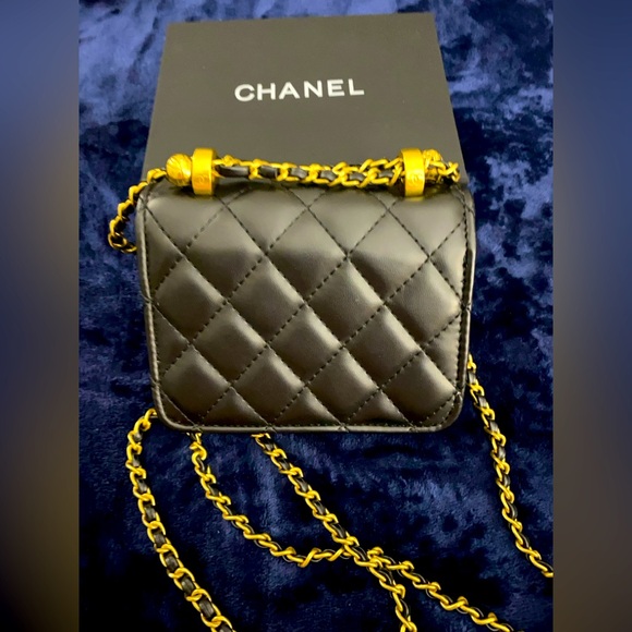 Beaute CC VIP Gift Make-up Crossbody Bag - Picture 2 of 7